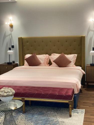 Waterfront Hotel Apartment – Photos 3