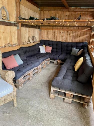 Tiny House Lippe im PIER9 Tiny House Hotelにあるシーティングエリア