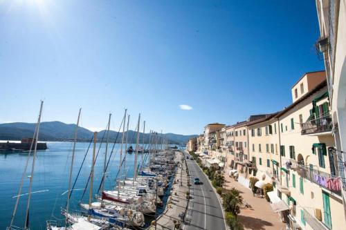 ポルトフェッラーイオにあるBilocale La Tonnina - Goelbaのギャラリーの写真