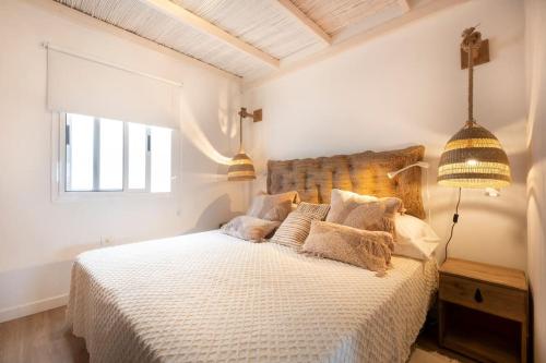 Posteľ alebo postele v izbe v ubytovaní The Lighthouse by the Sea & Wifi