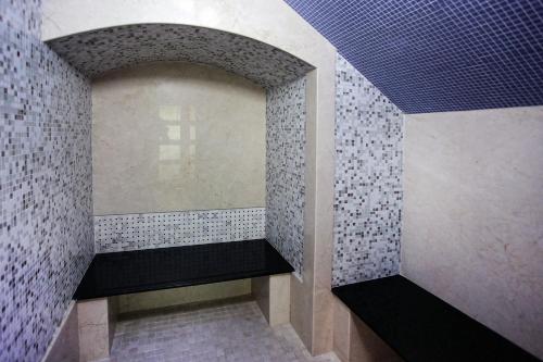 Imagen de la galería de Vinotel Boutique Hotel, en Tiflis