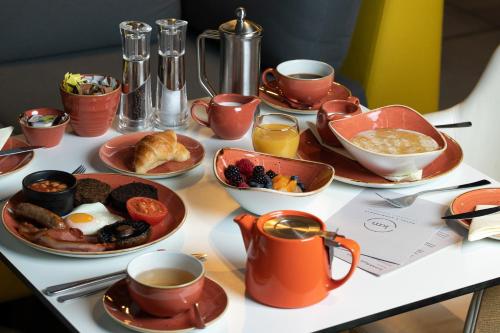 KM Hotel photo 29