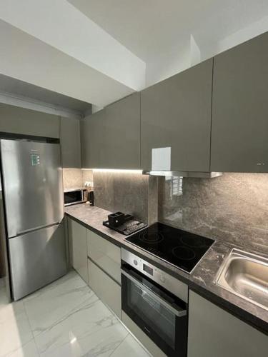 Niarchos apartment III