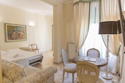 Classic 1BR Outside ZTL & 10 min from Center