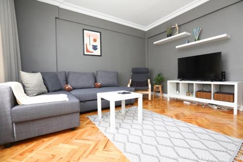 Stylish and Central Flat in Kadikoy