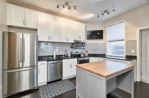 Kuchyň nebo kuchyňský kout v ubytování St Louis 2BD 2BA, Forest park, BJ Hospital, Science Center, eats