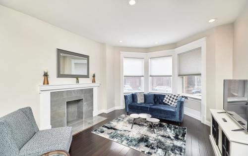 TV a/nebo společenská místnost v ubytování St Louis 2BD 2BA, Forest park, BJ Hospital, Science Center, eats