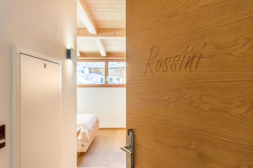 Φωτογραφία από το άλμπουμ του Villa Solinda App Rossini σε Selva di Val Gardena
