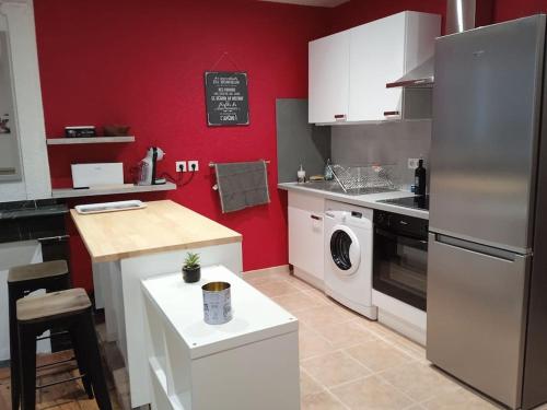 Dapur atau dapur kecil di Charmant appartement centre historique de Foix