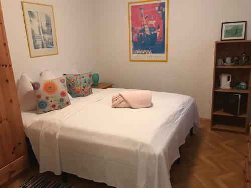 Cama o camas de una habitación en Forellenhof Appartements & Grossmutters Bungalow