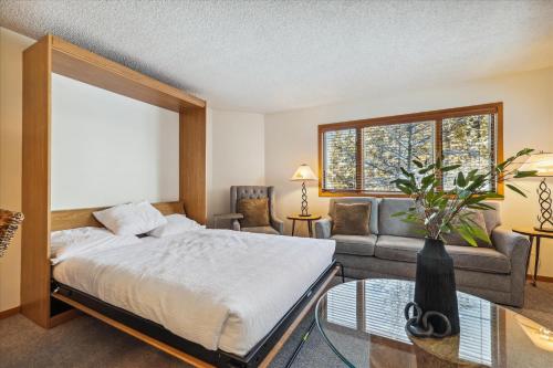 Woods Manor B101 condo – Photos 4