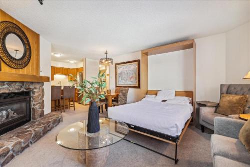 Woods Manor B101 condo – Photos 5