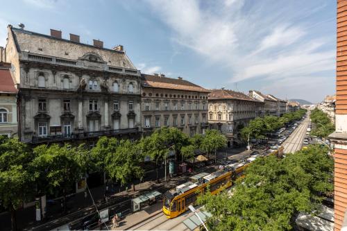 Gallery image of Luxury Elizabeth Residence next to the New York Café in Budapest