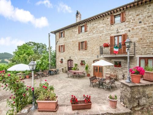 Comfortable apartment in Assisi with a terrace