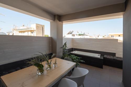 Μπαλκόνι ή βεράντα στο City's Best-Kept Secret, Eclectic & Luxe Getaway
