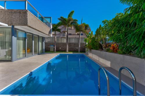 El Duque Private Lux Villa