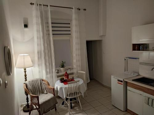 Apartament - Mieszkanie Samodzielne