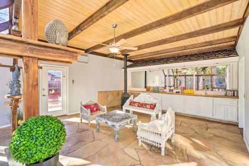 Galería fotográfica de Spacious Yard with Mtn Views! Scenic Sedona Retreat en Sedona