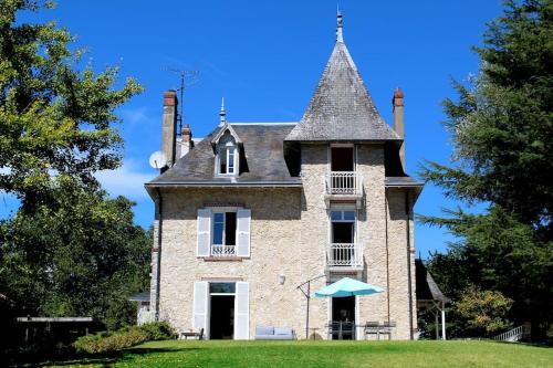 Grande maison familiale 12p à proximité de Blois