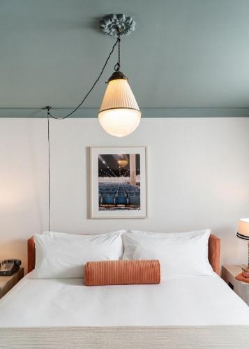 Katil atau katil-katil dalam bilik di Palihouse West Hollywood at Beverly Hills