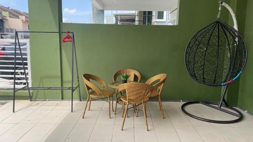 クルアンにあるMawar Casa Homestay Kluangのギャラリーの写真