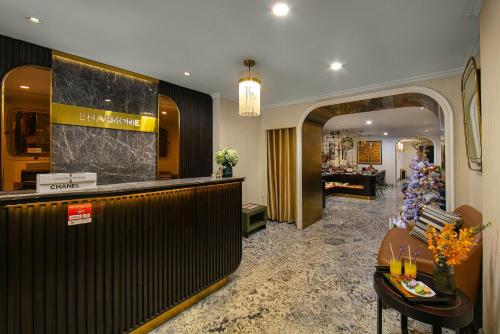 San Palace Hotel & Rooftopにあるレストランまたは飲食店