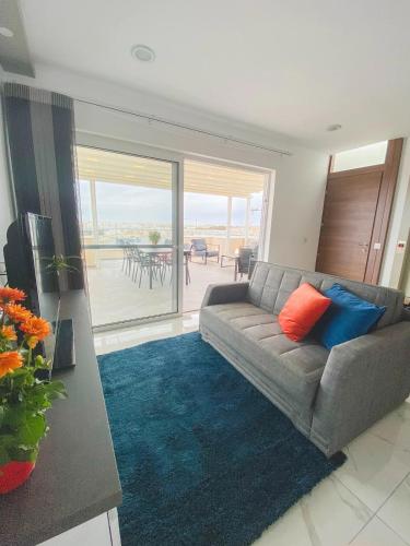 Gallery image of The Blue Mill Penthouse with Beautiful Views in Naxxar