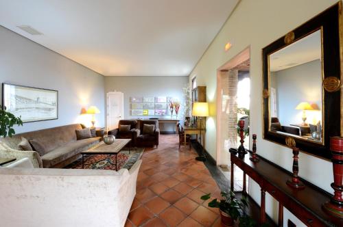 Gallery image of Hotel Cigarral el Bosque in Toledo