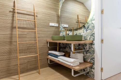 Calle Rodas 3 Central 5 stars apartment in Madrid for 6 people