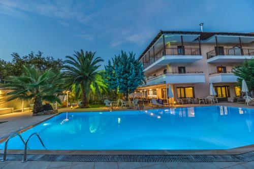 Bazén v ubytování Hotel Pegasus-Adult Friendly nebo v jeho okolí