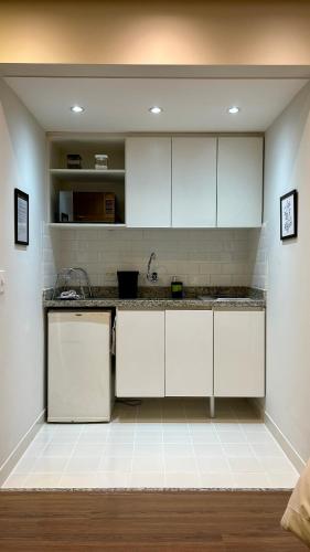 Dapur atau dapur kecil di MNU - Nações Unidas By Anora Spaces