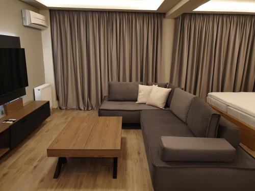 Gallery image of Olive Deluxe Apartment in Kardítsa