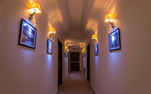 Imagen de la galería de Paris Hotel Yerevan, en Ereván