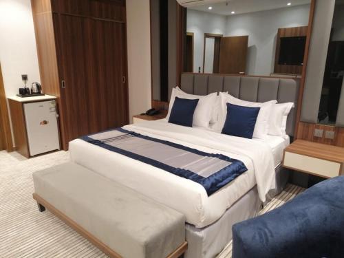 Katil atau katil-katil dalam bilik di Tulip View Hotel