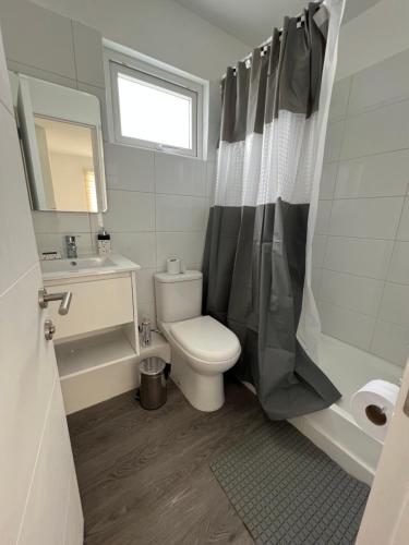 حمام في Casa Playa el Tabo en Condominio Estilo Mediterraneo