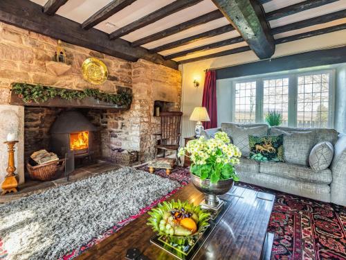 The Farmhouse – Photos 2