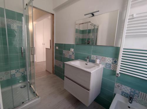 Kúpeľňa v ubytovaní Oasi - By Ligooria