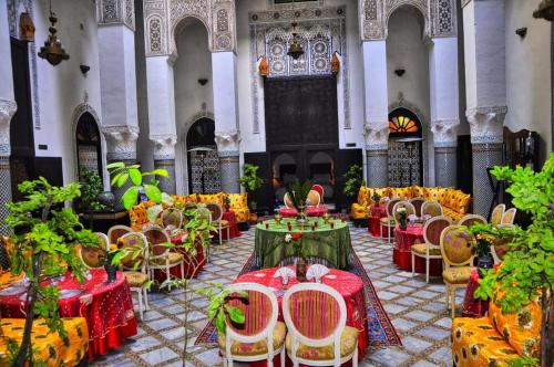 Restoran atau tempat lain untuk makan di palais alfirdaous medina