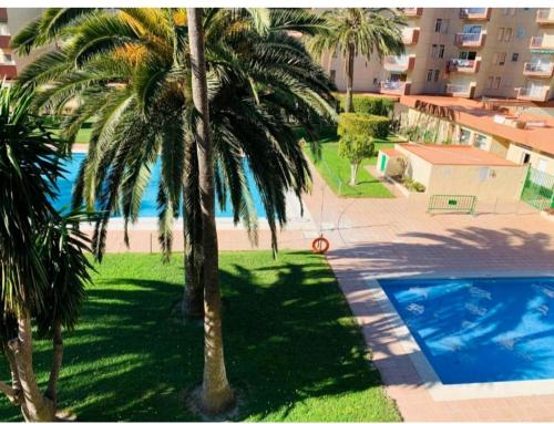 Πισίνα στο ή κοντά στο apartamento las Gondolas