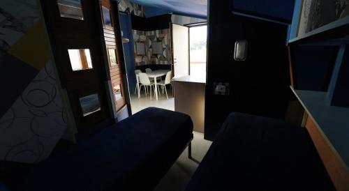 RESIDENCE SOLARIDE apartments, FREE PRIVATE PARKING WITH VIDEOSURVELLIANCE and SHUTTLE SERVICEにあるシーティングエリア