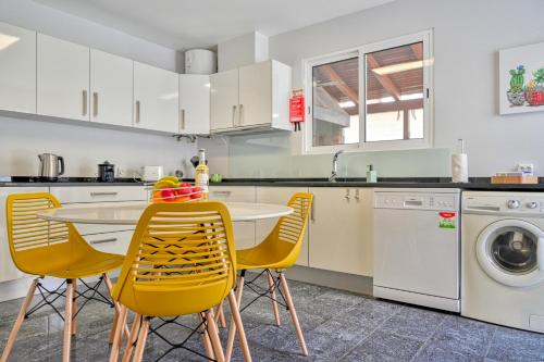 Nidia’s Place, a Home in Madeira
