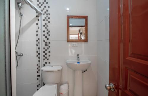 Koupelna v ubytování Double Room Near Airport in Santo Domingo Este