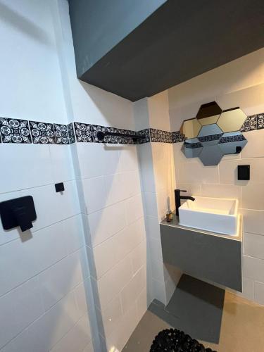 ADHOC MADERO – Photos 3