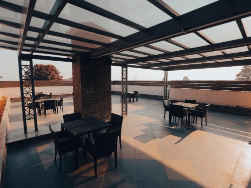 Zona de estar de Clarks Inn Express, Dehradun
