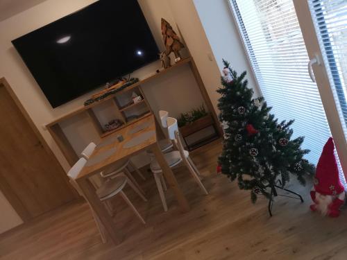 Zdjęcie z galerii obiektu Vlčí nora w mieście Horní Maršov