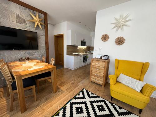 Η κουζίνα ή μικρή κουζίνα στο Apartmány Bobulky