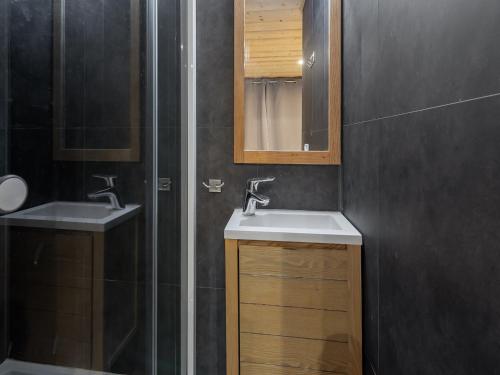 Appartement moderne pour 12 personnes avec wifi, au cœur de Val Thorens
