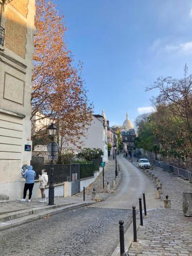 Rare appartement d'architecte en haut de Montmartre