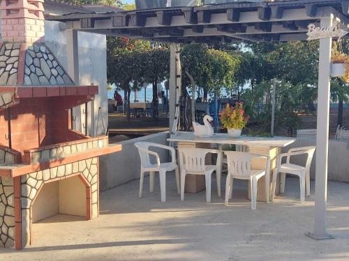 Gallery image of Look to the sea nea karvali in Néa Karváli