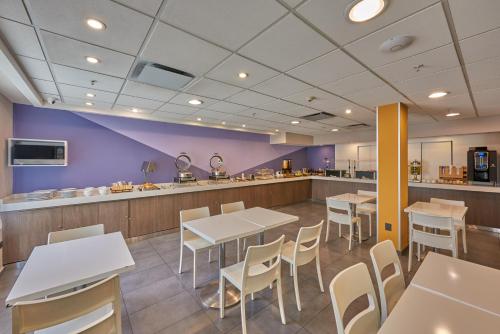 Gallery image of Sierra Suites By HP Hotels in San Luis Potosí